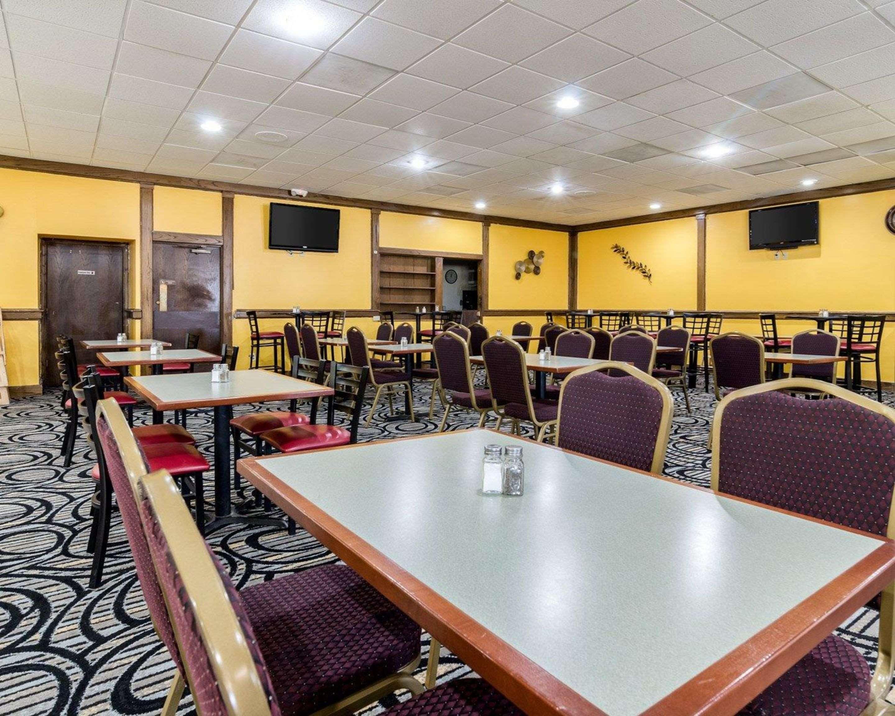Quality Inn Liberal Extérieur photo