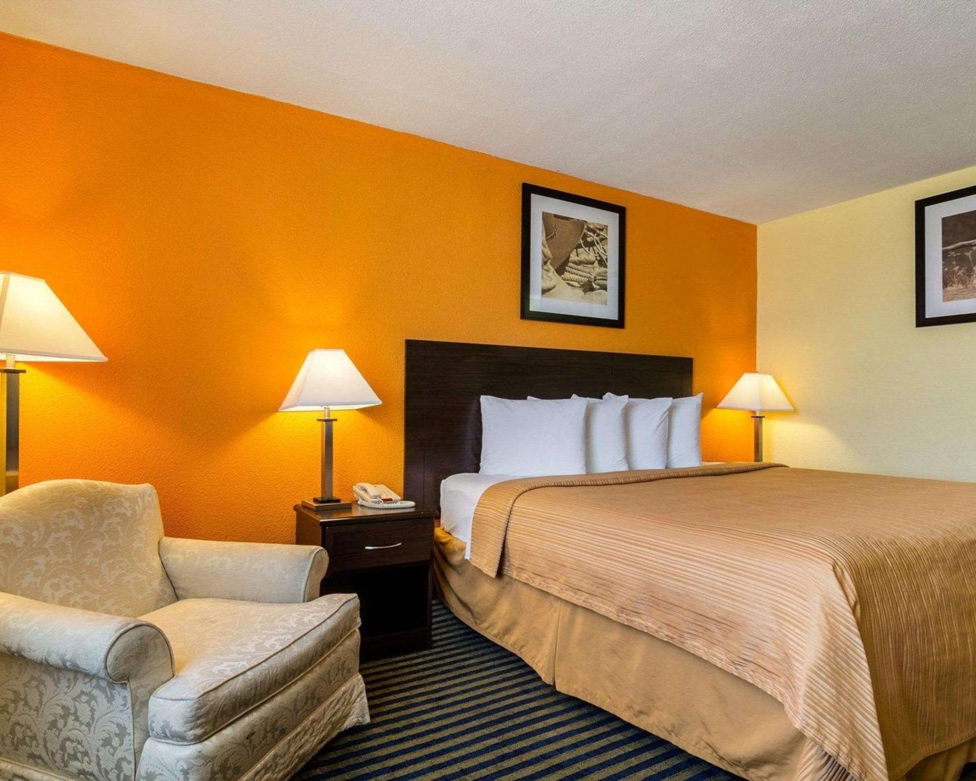 Quality Inn Liberal Extérieur photo
