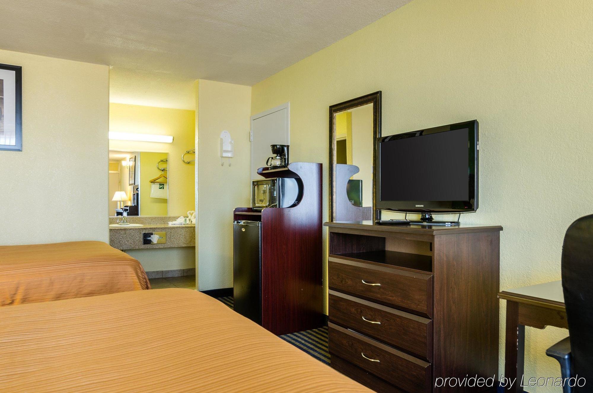 Quality Inn Liberal Extérieur photo